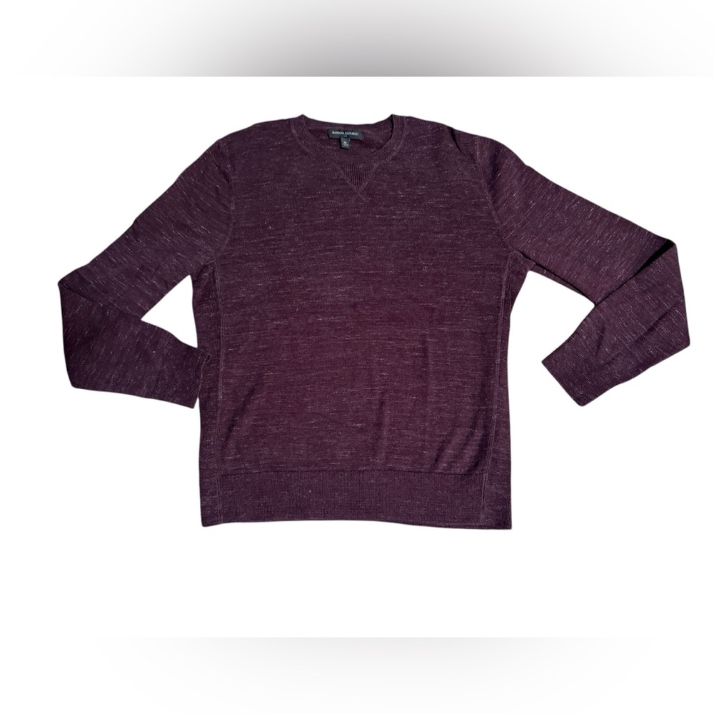Banana Republic Men's Maroon Sweater - size medium